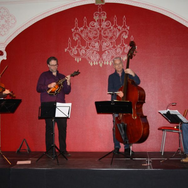 Charivari Trio+Janos Koolen