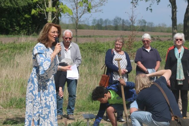 Vrijheidsbos in Geesteren officieel geopend
