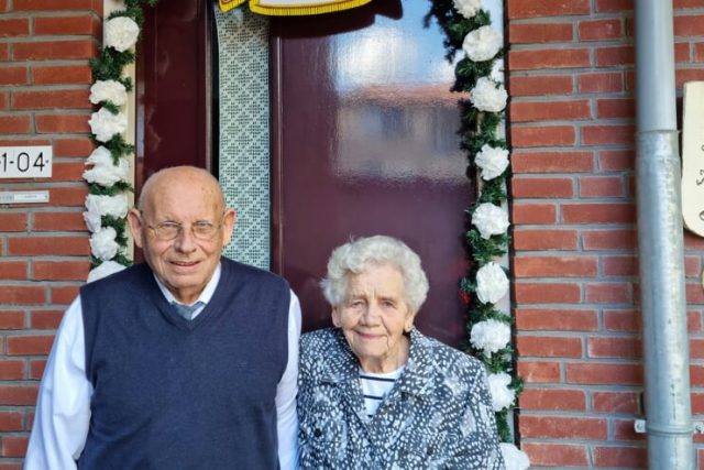 Bruidspaar Reugebrink-Weulen Kranenbarg 65 jaar getrouwd